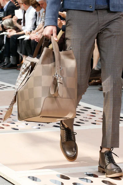 Look 39